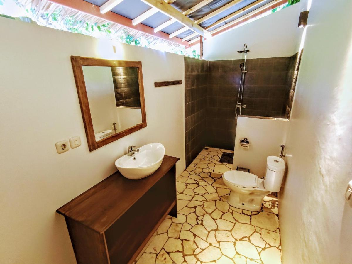 Blue Planet Dive Resort Bira Exterior photo